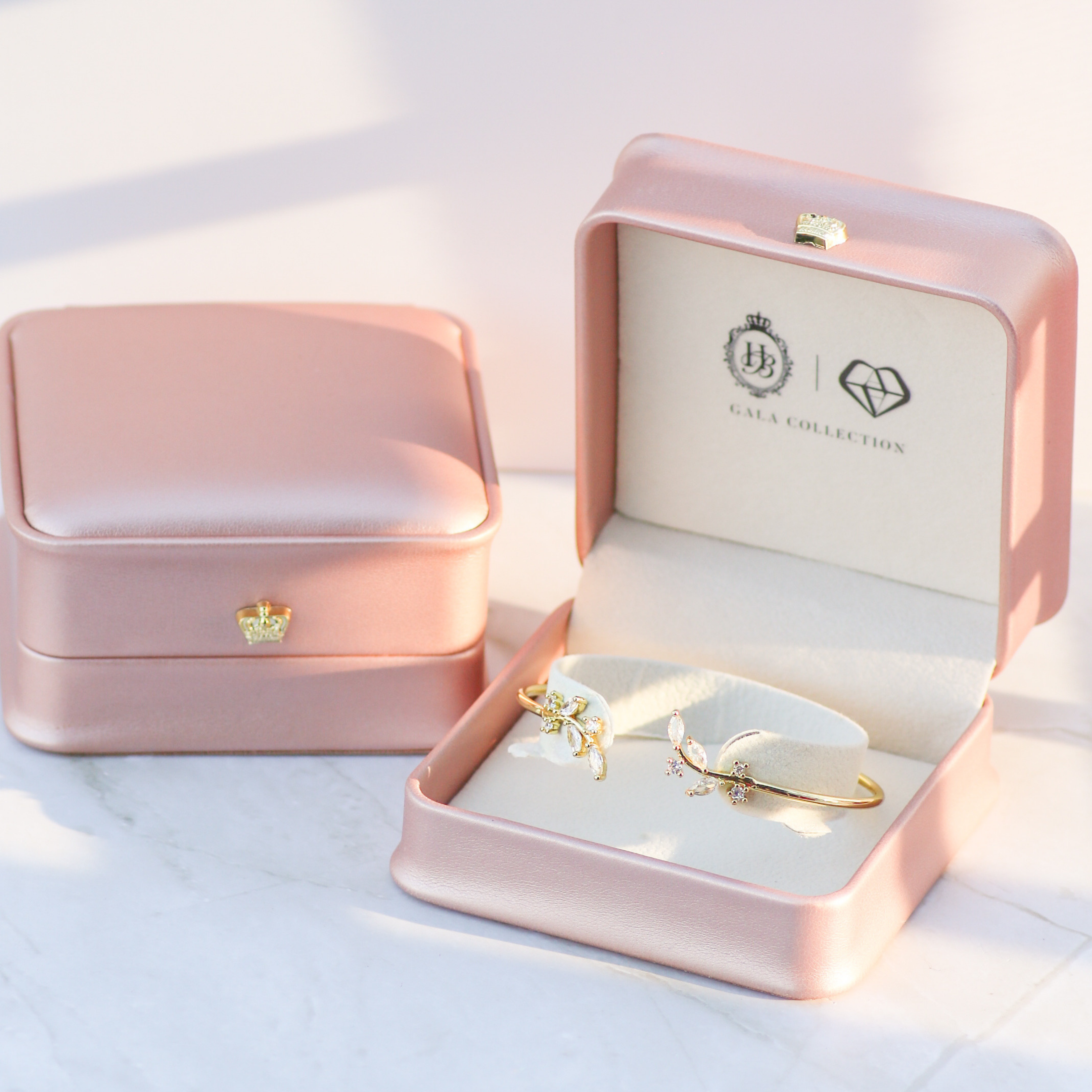 Vine of Grace Bangle in Gold & Silver