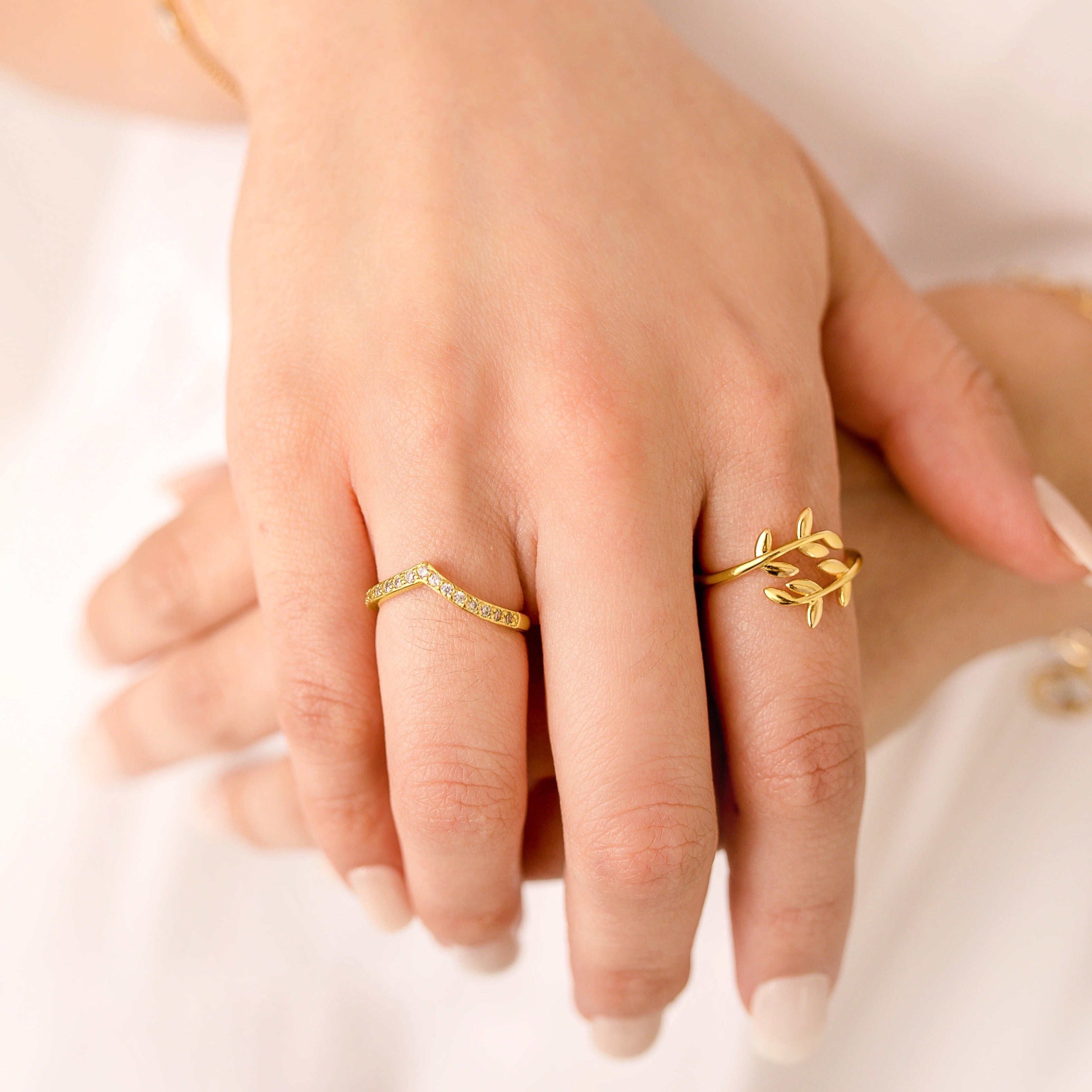Vine Adjustable Ring in Gold and Silver