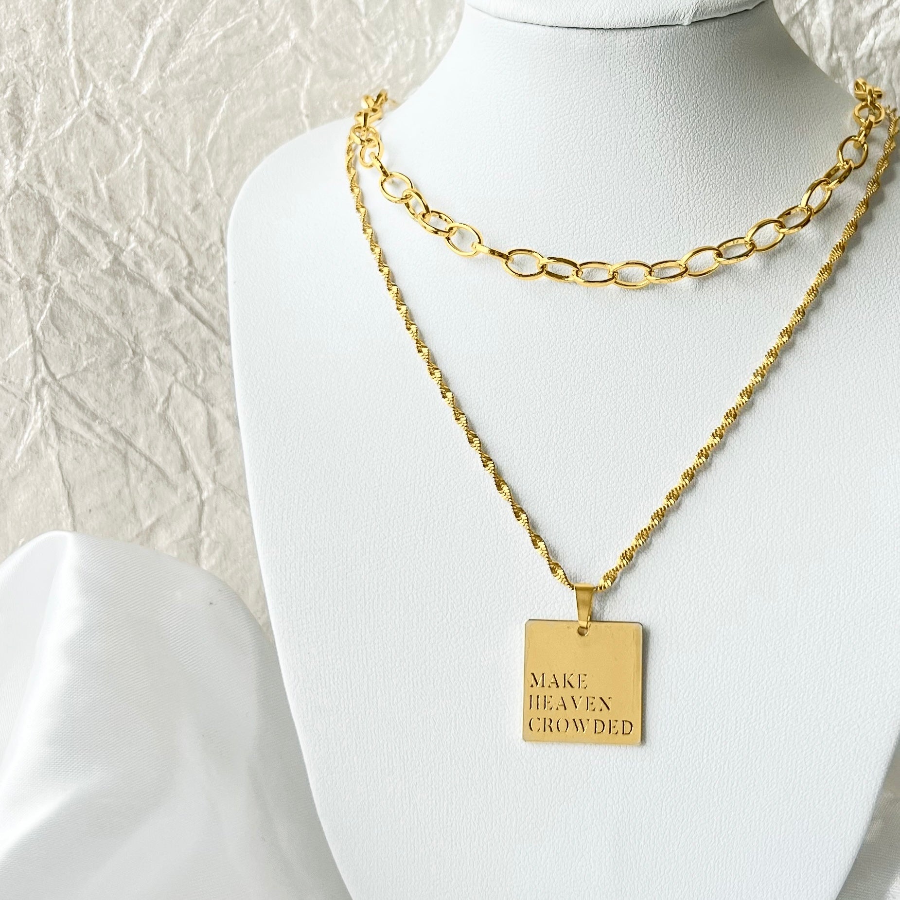 Gold Oval Chain Layering Necklace
